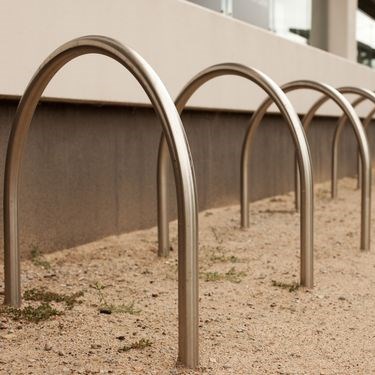 Staniless Steel Cheapest Apartment Sidewalk Bike Rack for Bike Parking
