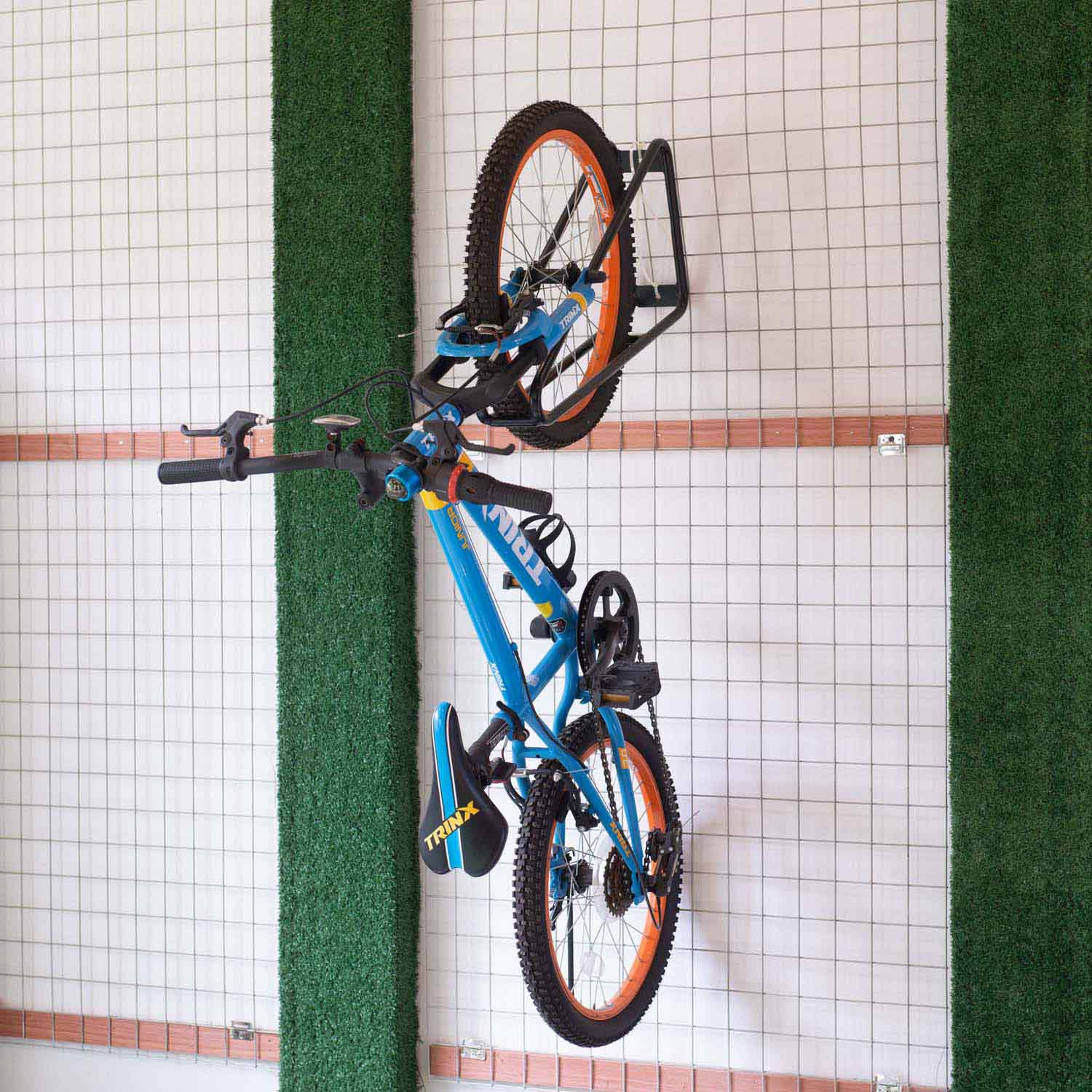 Triangle Wall Mounting Stand Bike Storage Hooks Rack with Lock